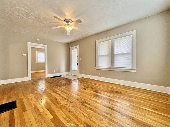 5th image of 2139 Edgewood Ave NE
