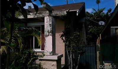 2nd image of 707 W 49th Pl