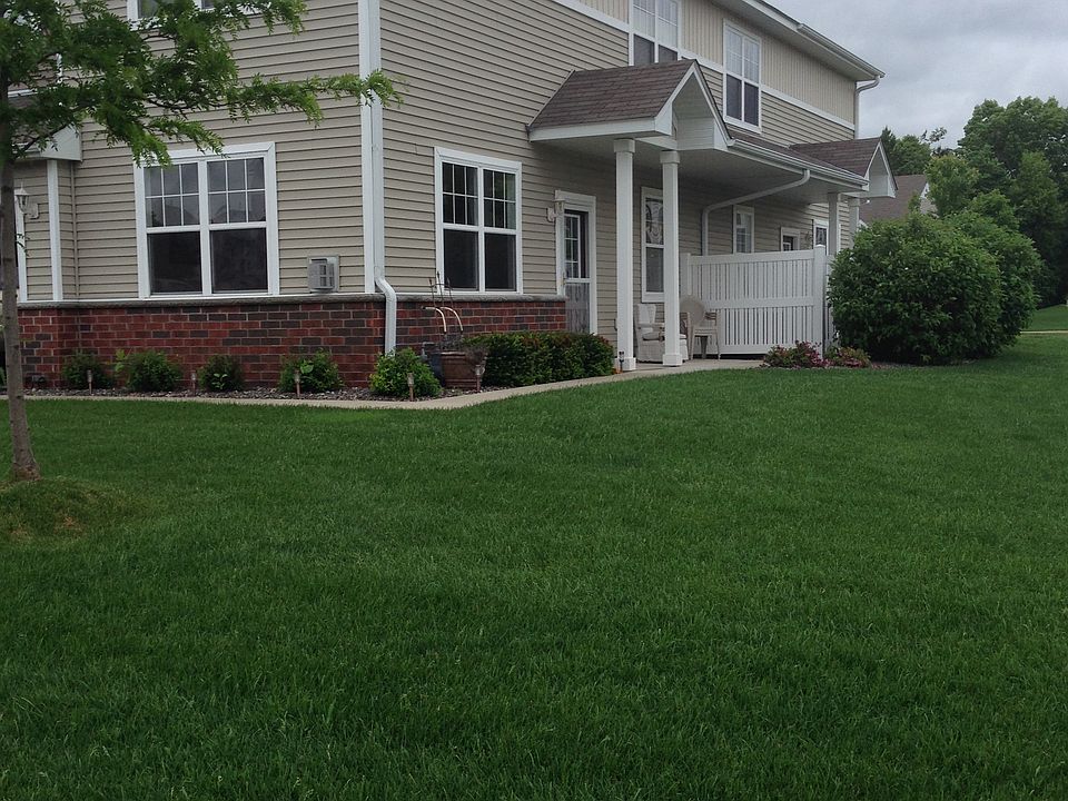 1st image of 715 Willow Glen Dr #601