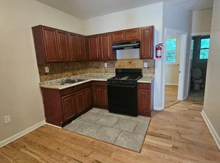 292 S 6th St #2, Newark, NJ 07103