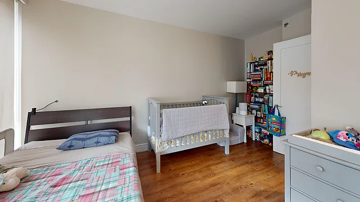 Rented by Bond New York | media 28