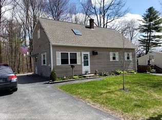 22 Ashmount St, Lewiston, ME 04240