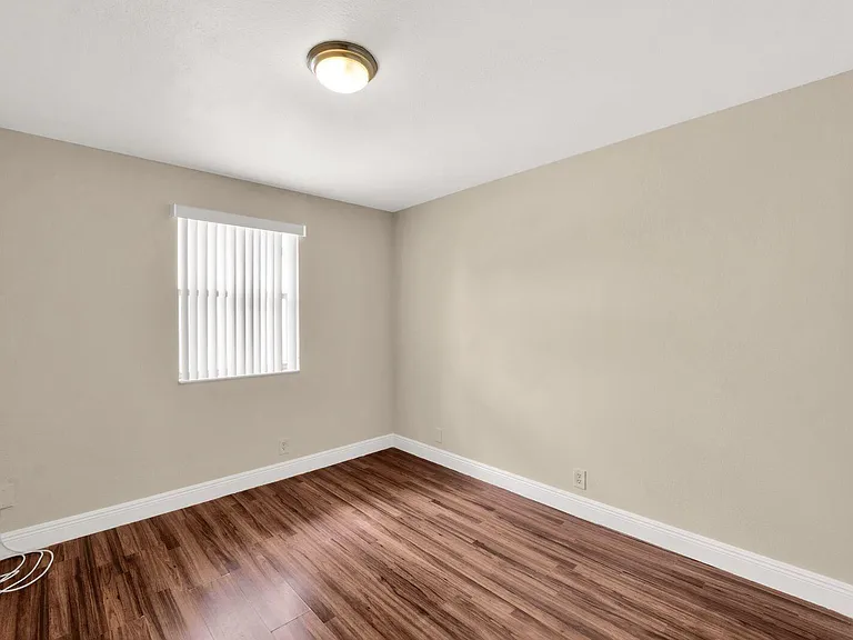 4295 Coral Springs Dr #3C — Photo 7