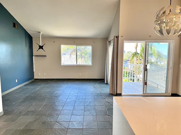 4578 Narragansett Ave — Photo 16