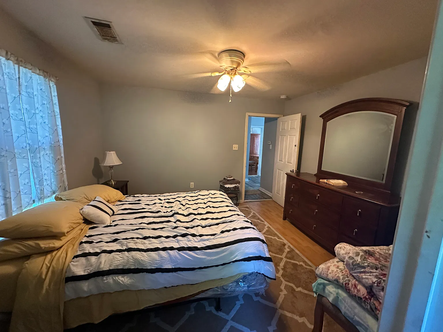 3 bed, 1846 sqft, $1,600 — Photo 4