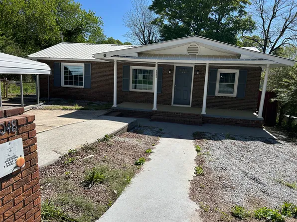 1048 Black Dr, Gainesville, GA 30501