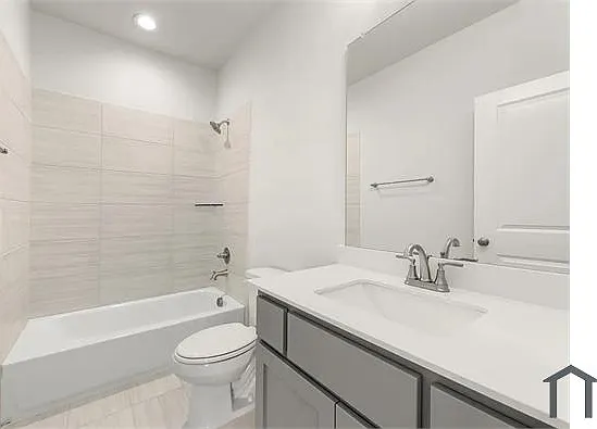 2138 Rhodora Ave — Photo 8