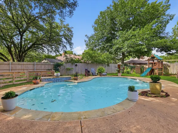 1500 Pickwick Ln, Denton, TX 76209