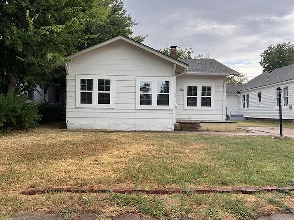 1004 NW 31st St