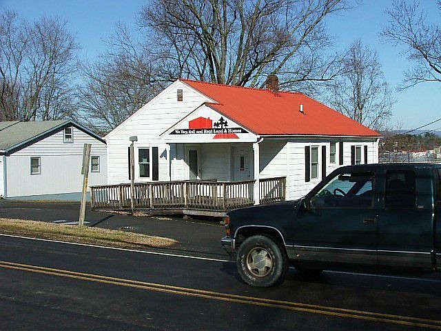 1st image of 1469 Edgewood Dr