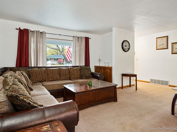 5th image of 733 N Edgelawn Dr