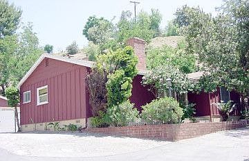 1st image of 10167 Maude Ave