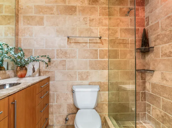 529 West 42nd Street image 12 of 17