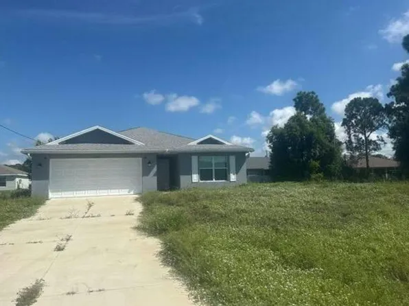 2323 NE 35th Ln, Cape Coral, FL 33909