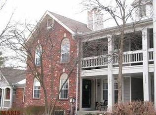 5354 Somerworth Ln, Saint Louis, MO 63119