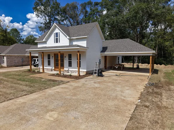 1309A Jones St, Water Valley, MS 38965