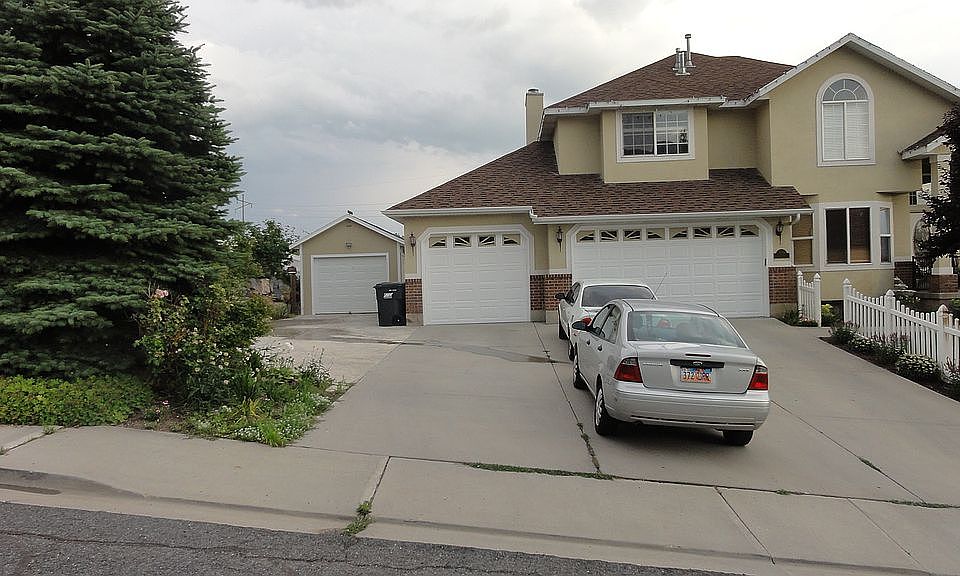 2nd image of 1108 E 140 N
