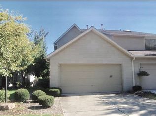 41 Lethbridge Ln, Akron, OH 44321