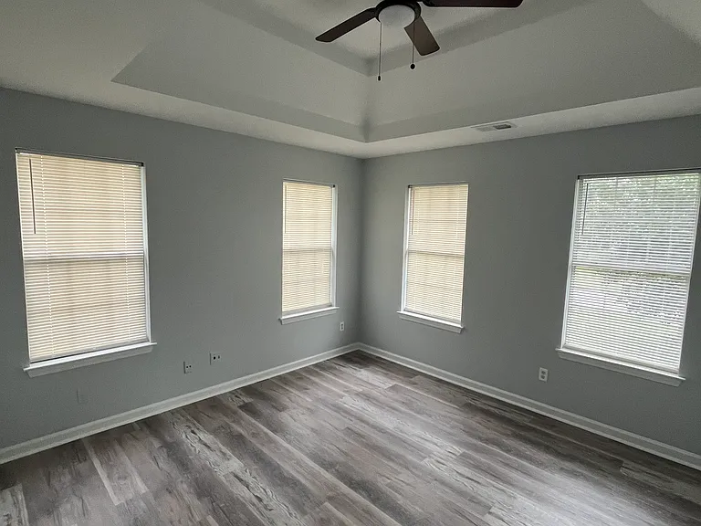 6038 Hitt Lake Ct — Photo 15