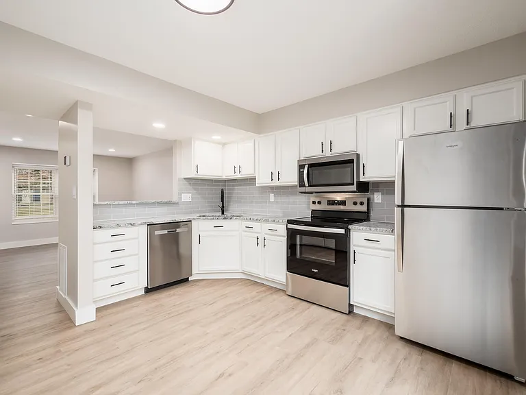 631 Pebble Place Dr #A — Photo 11