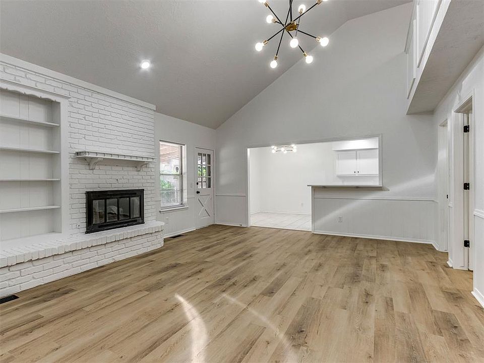 7136 N Comanche Ave, Warr Acres, OK 73132 | Zillow