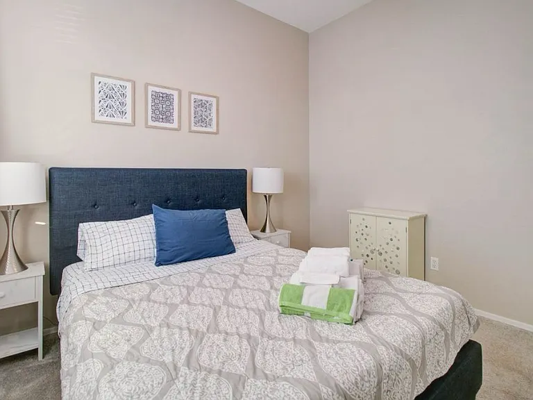 829 S Parkcrest St — Photo 34