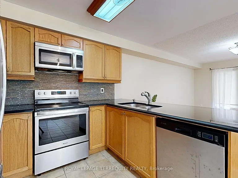 3647 Partition Rd — Photo 11