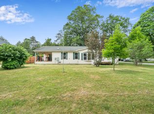 733 N Main St, Evart, MI