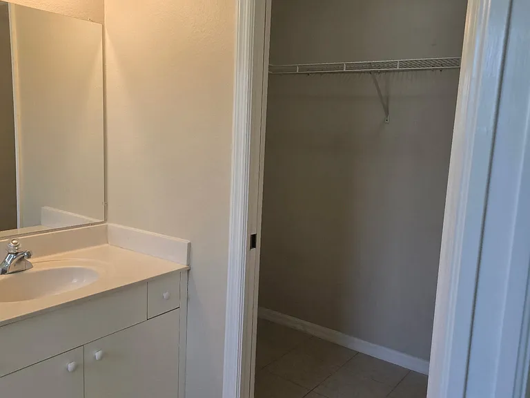 112 Plain View Dr #A — Photo 7
