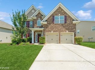 10808 Bere Island Dr, Charlotte, NC 28278