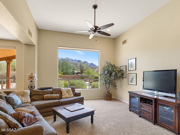 4th image of 1060 W Saddlehorn Dr