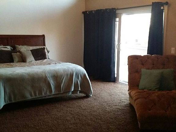 Master Bedroom, Extremely Large