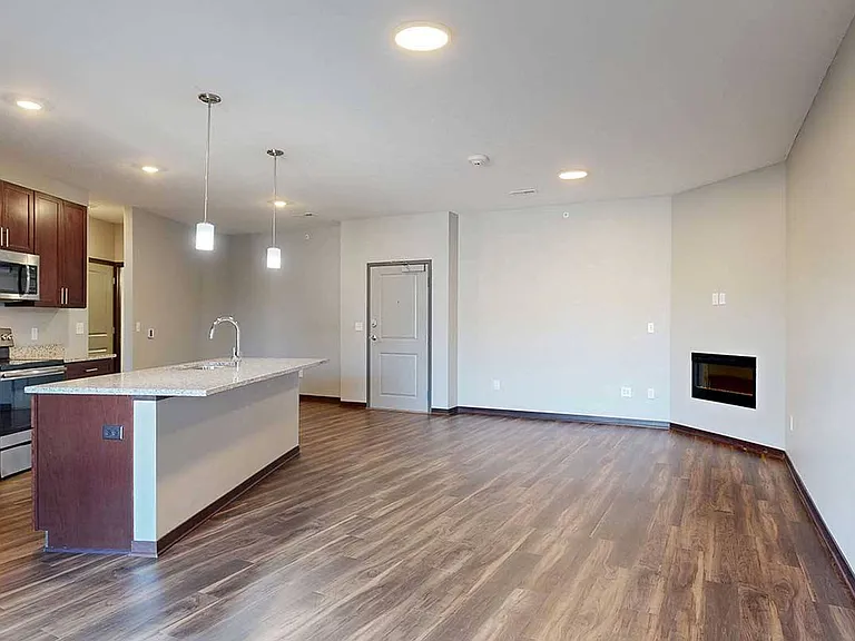 360 at Jordan West — Photo 128
