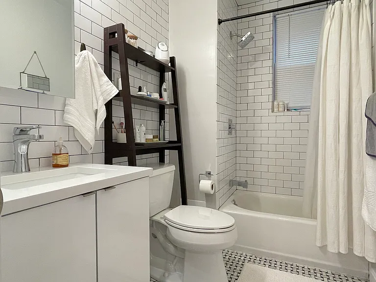 827 Boylston St #200 — Photo 9