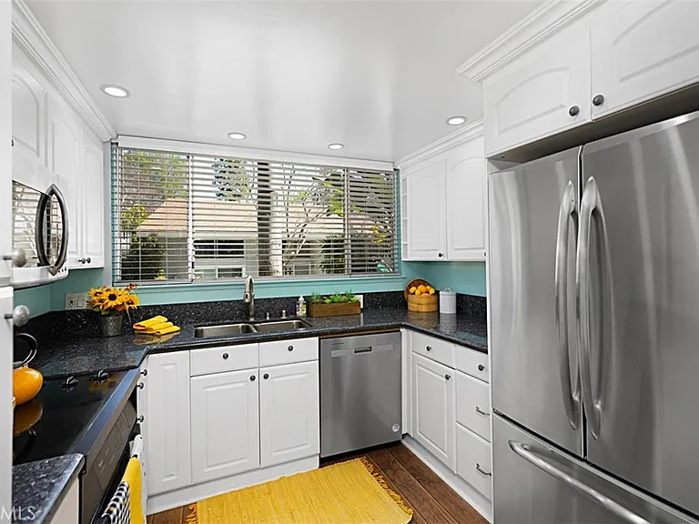 480 Calle Cadiz #B — Photo 16