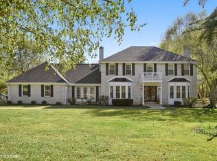 32W461 Oak Lawn Farm Rd, Wayne, IL 60184