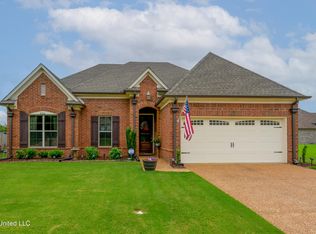 4246 Ridgemont Rd, Olive Branch, MS 38654