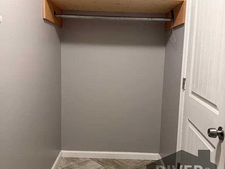 721 W Lelia St — Photo 11