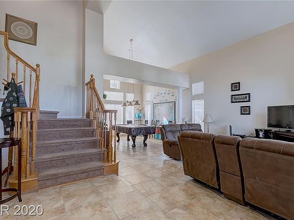 2nd image of 2505 Mahaila Cir