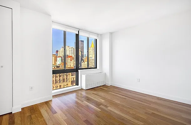 Rented by Mirador Real Estate | media 35