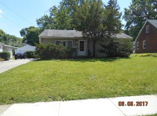 2323 Pelham Rd, Rockford, IL 61107