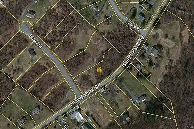 2nd image of 10 Island Ct