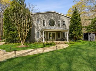 24 Settlement Ct, East Hampton, NY 11937