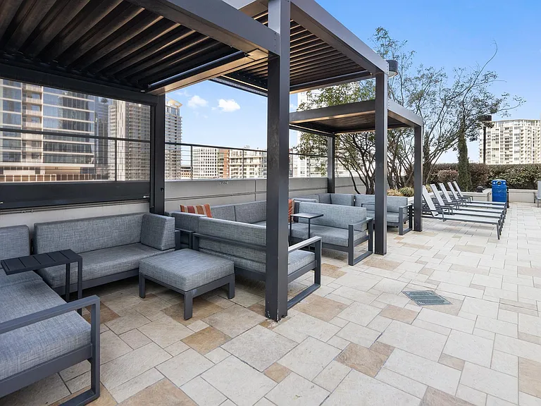 360 Nueces St #2102 — Photo 31
