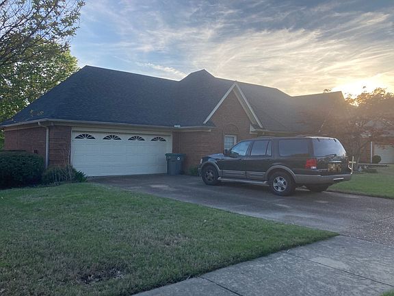 3rd image of 8753 Carrollwood Ln