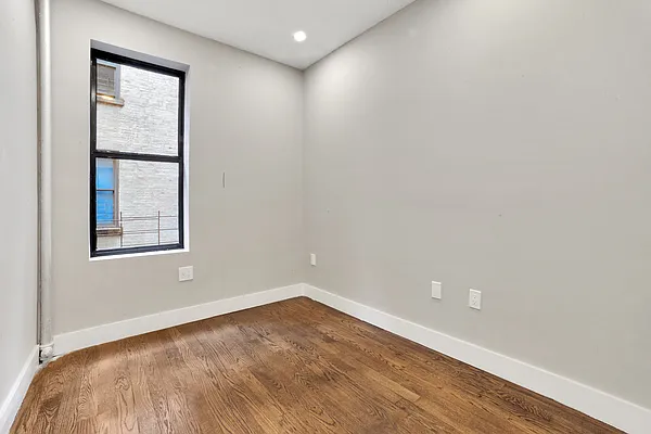 Rented by Empire City Real Estate LLC | media 21