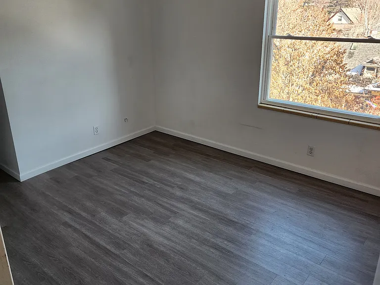 1265 N Race St #409 — Photo 13