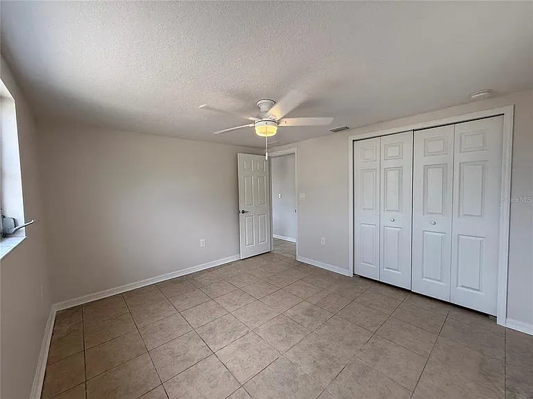 5241 Sparrow Dr — Photo 16