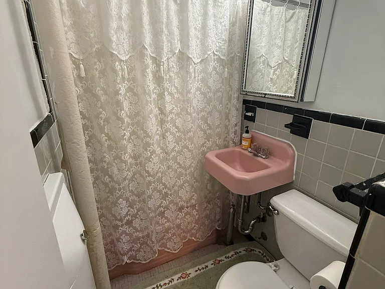 252 W 91st St #56 — Photo 6