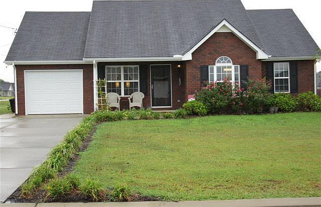 1st image of 2907 Cliffside Dr
